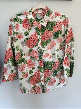 Odille pink hydrangea & Green Floral Button-Front 3/4 Sleeve Top